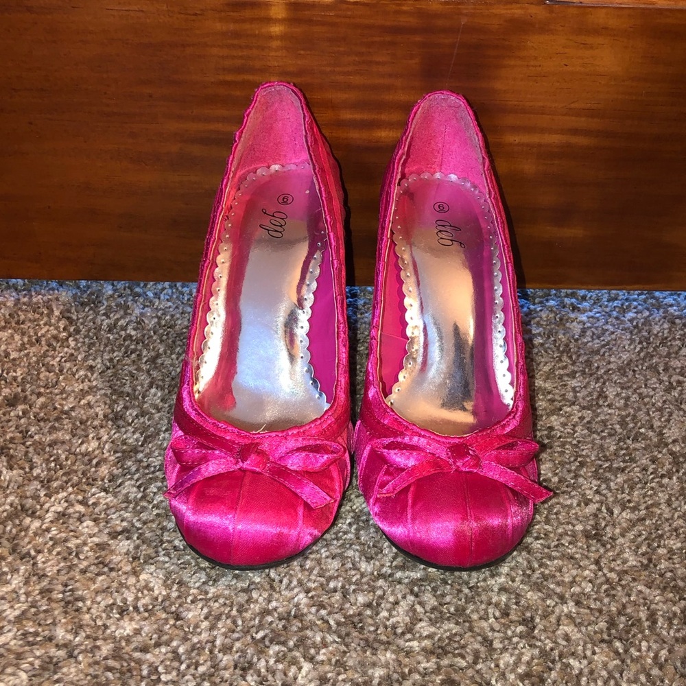 Pink heels